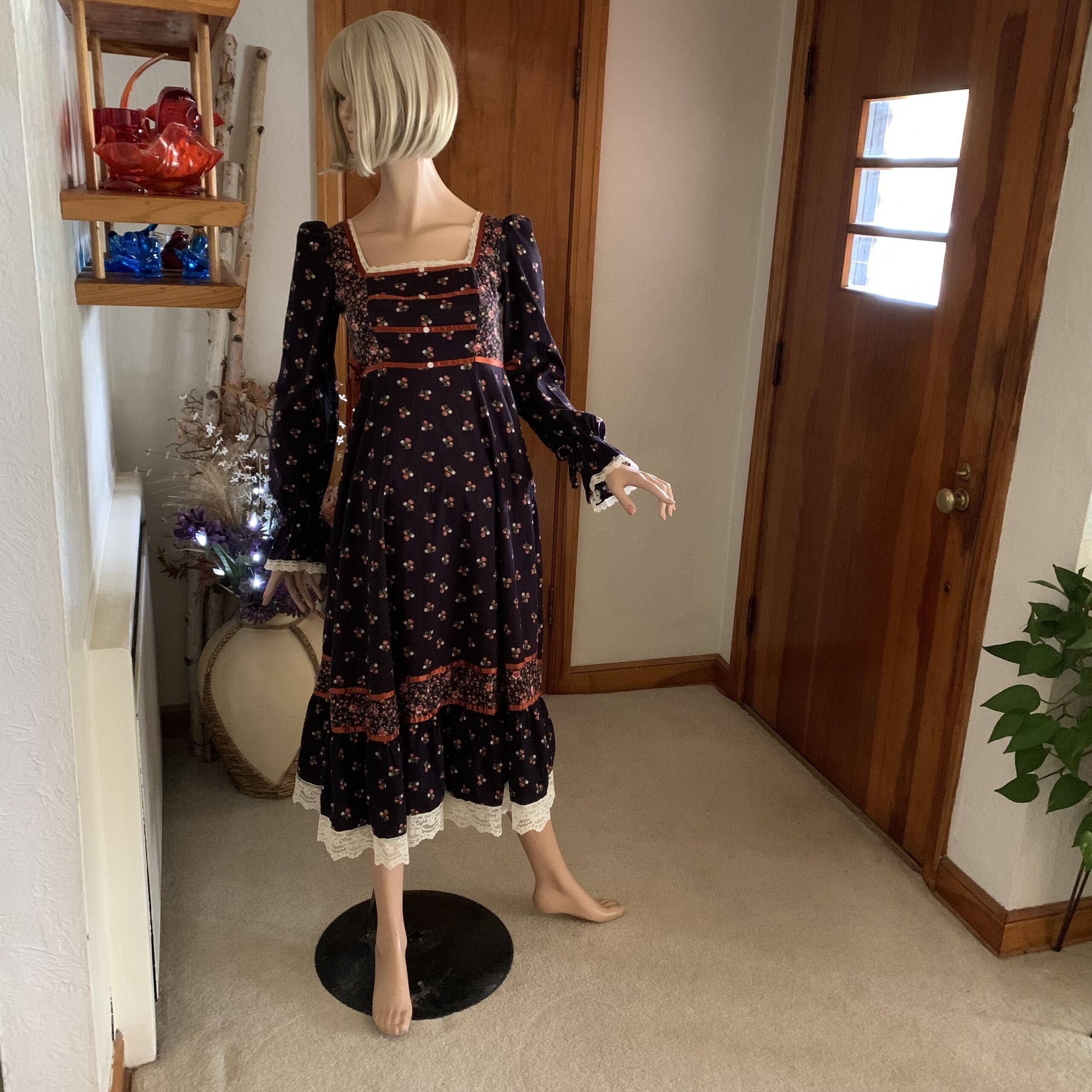 Gunne Sax Revolving Vintage Closet