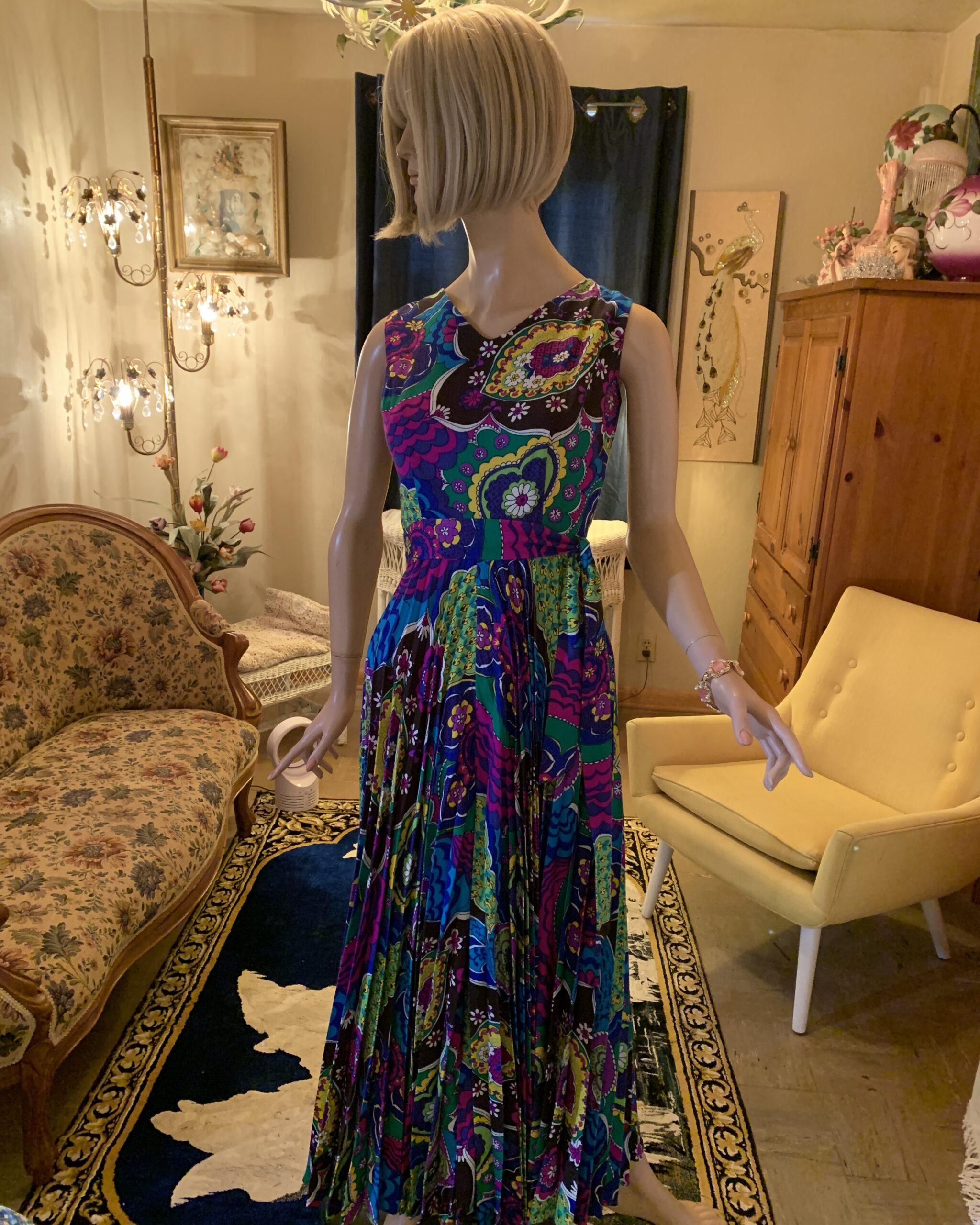 alice-polynesian-fashions-vintage-maxi-dress-front