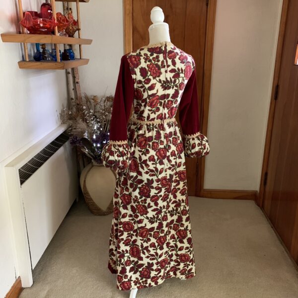 Vintage Gunne Sax Black Label Renaissance Gown SOLD OUT - Image 4