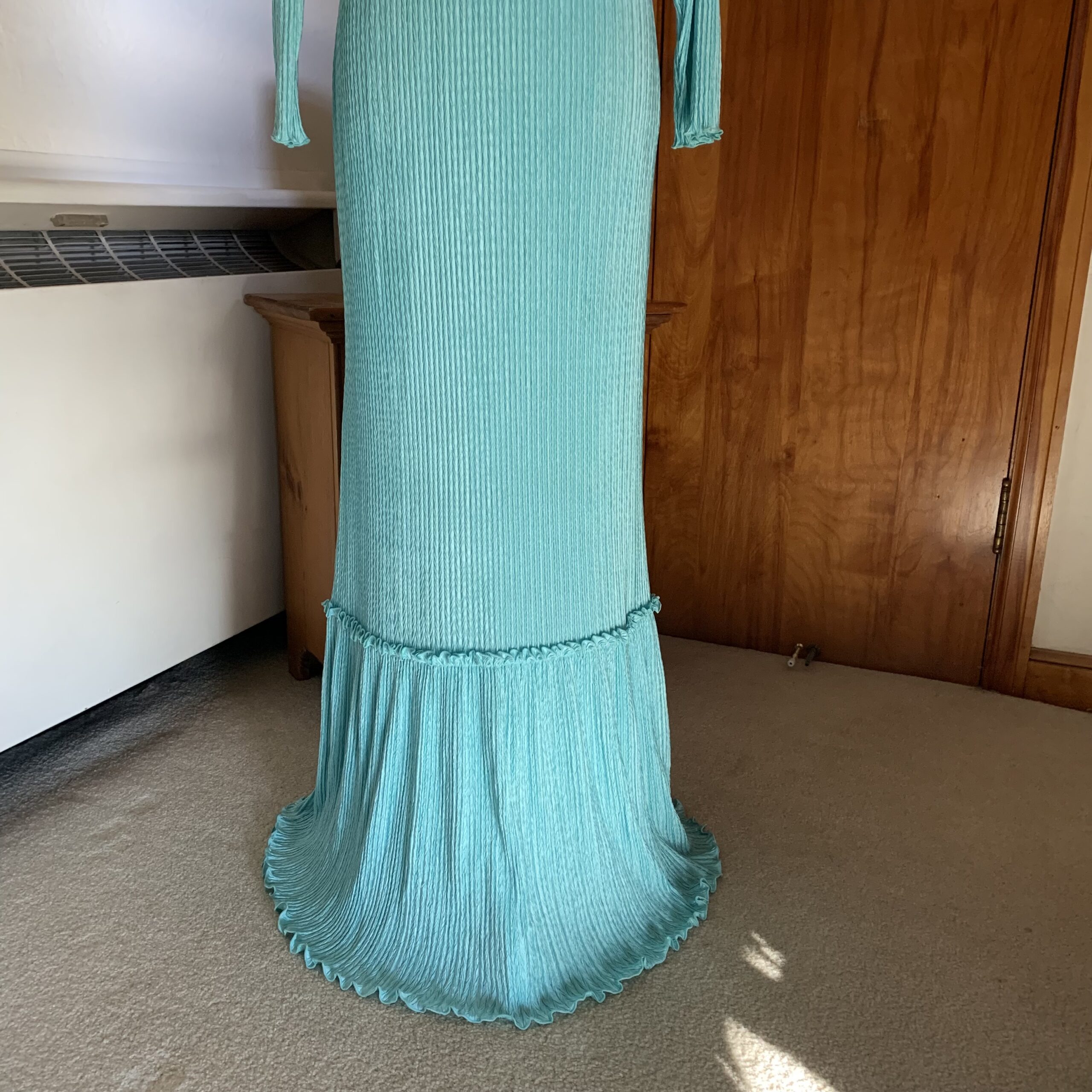 Vintage 1980s Mary McFadden Turquoise Pleated Column Gown - Image 7