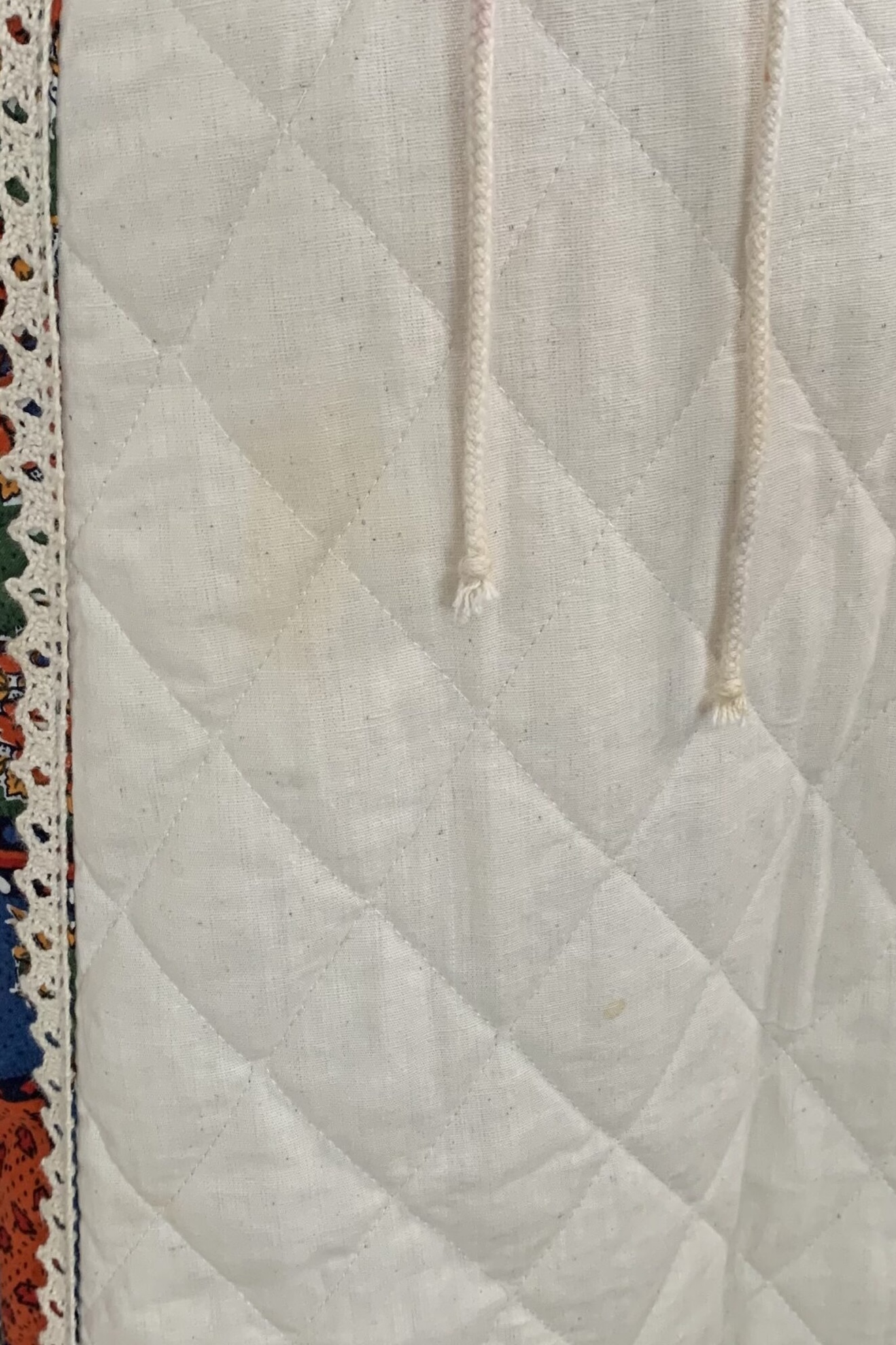 Rare 1970s Gold Label Gunne Sax Hooded Prairie Dress – Pioneer Folk Revival with Quilted Apron - Image 5